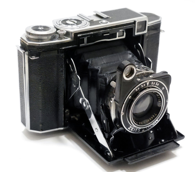 ドイツ製 Zeiss Ikon スーパーシックス I 型 （二つ眼 最初期） w/Carl